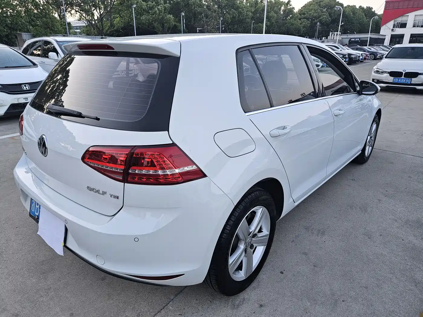 Volkswagen Golf 2016 230TSI Automatic Comfort фото 15