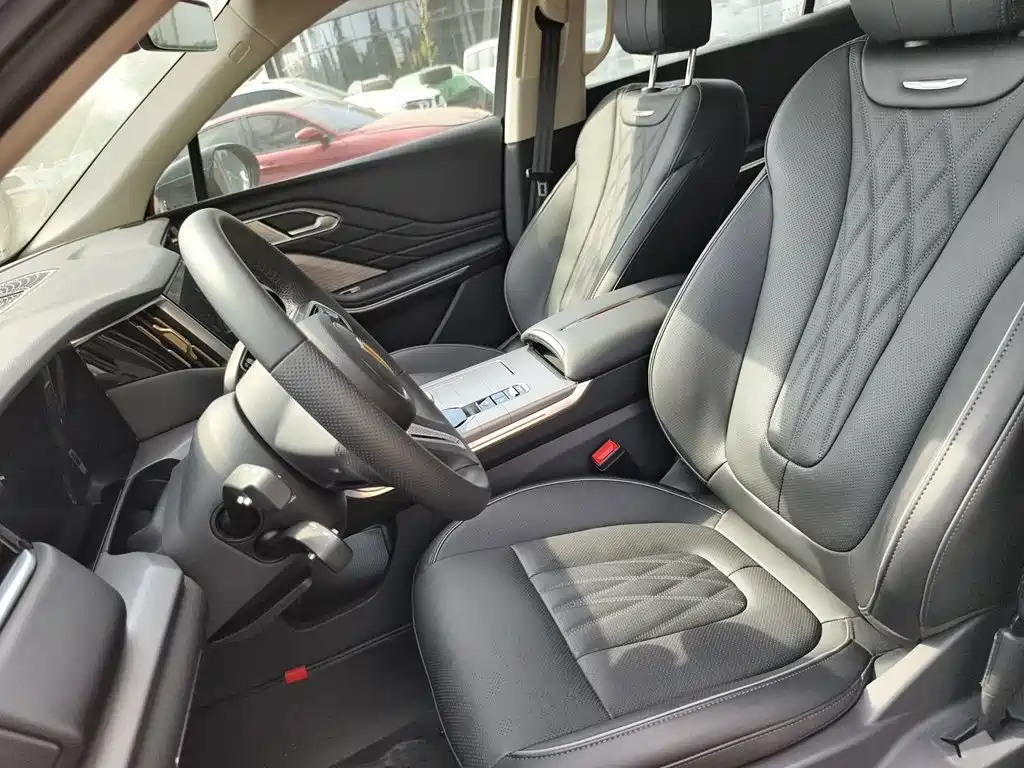 Hongqi HS7 PHEV 2026 2024 2.0T PHEV AWD Qichang Edition 7-seater