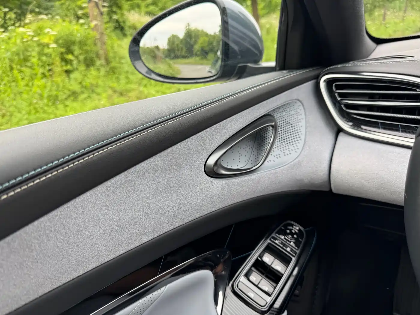 BYD Seal 2022 550km Standard Range RWD Elite фото 21