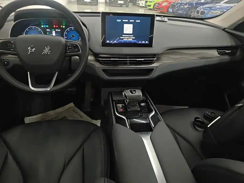 Hongqi E-QM5 2024 2023 Facelift Basic Travel Edition