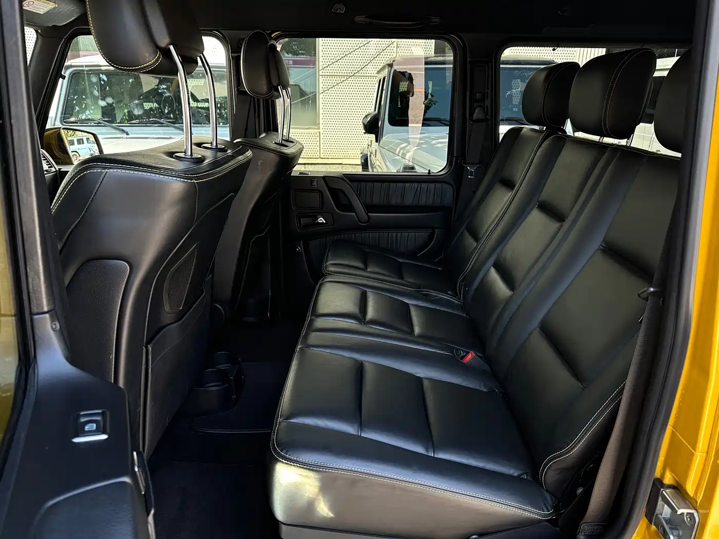 Photo 10 - Mercedes-Benz G-Class AMG