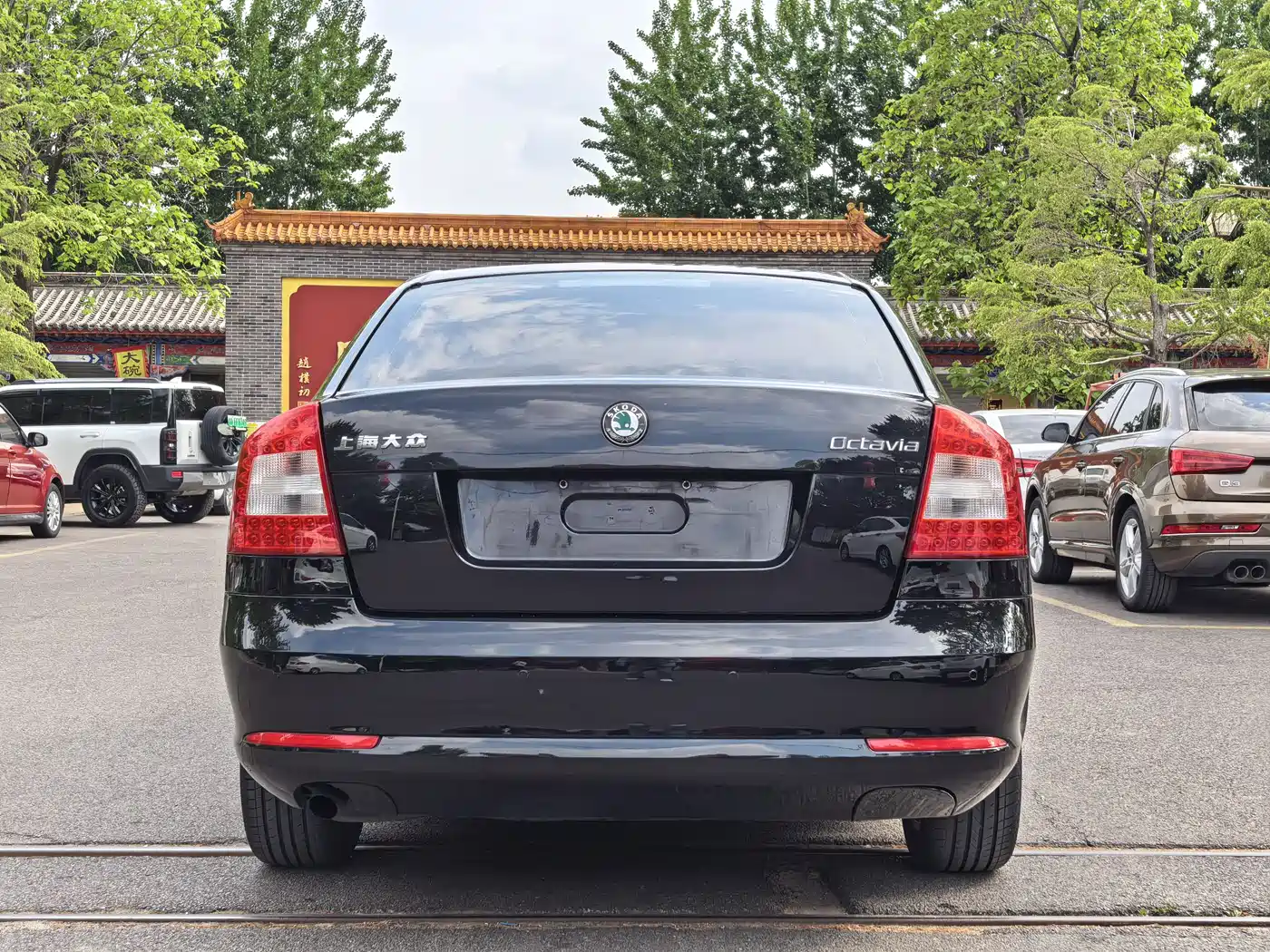 Škoda Octavia 2013 1.6L Automatic Prestige Edition фото 5