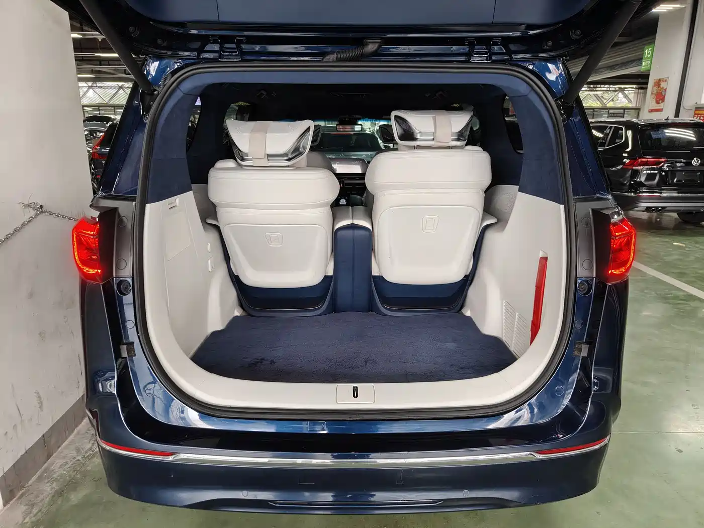 Buick GL8 2020 Avenir Four-Seat Prestige Edition фото 23