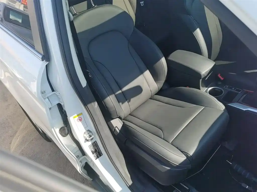 Haval H2 2018 Creation Edition Blue Label 1.5T Manual 2WD Style фото 25
