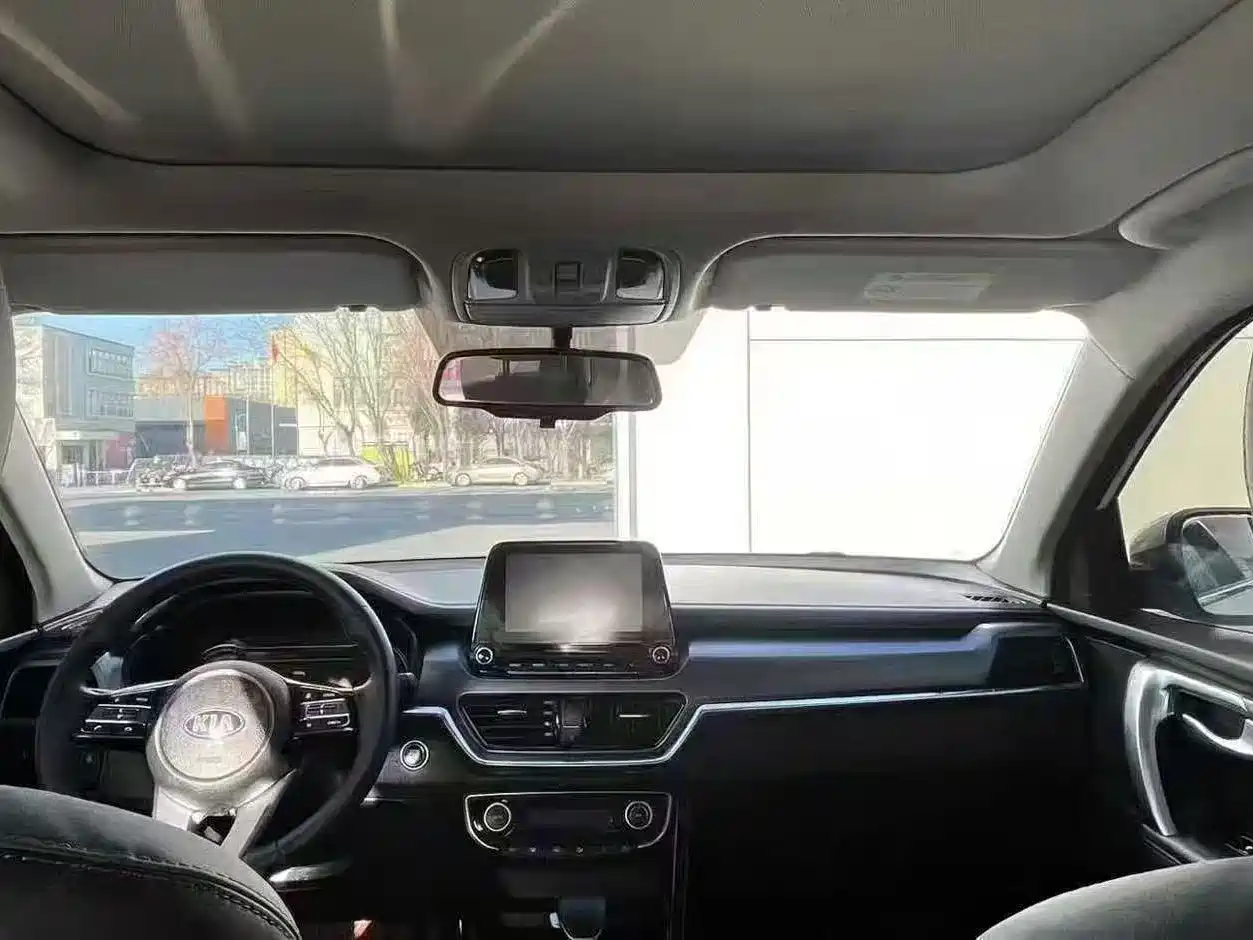 Kia Sportage 2019 2.0L Automatic Smart Luxury Edition фото 4