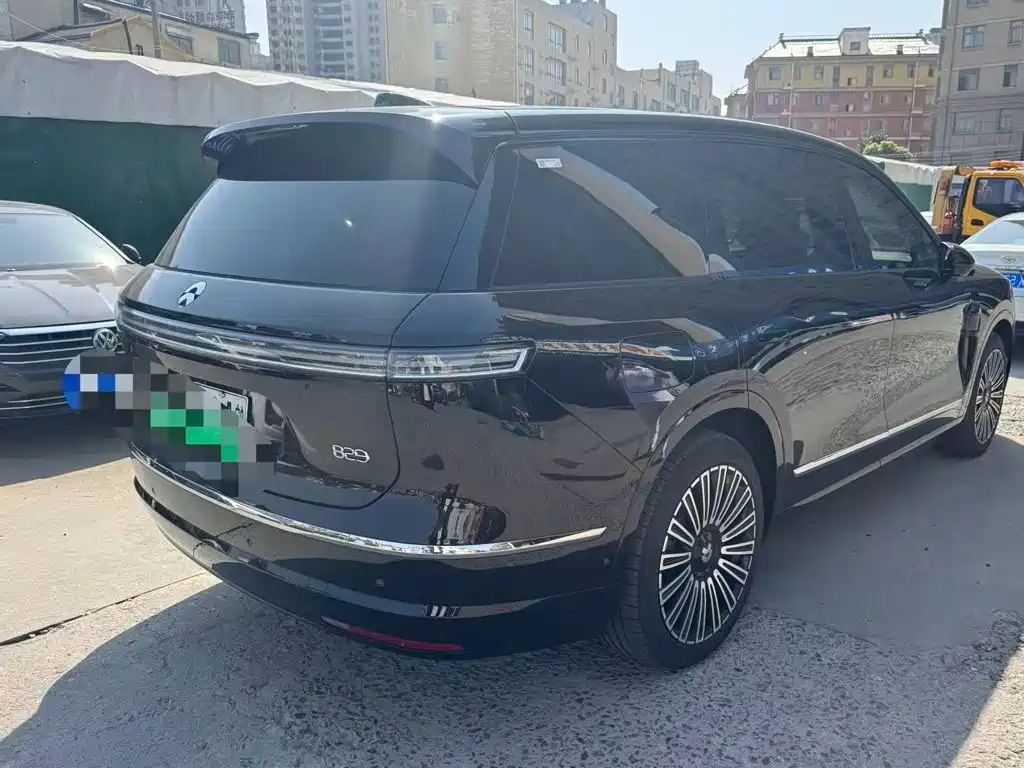 Фото 6 - NIO ES8