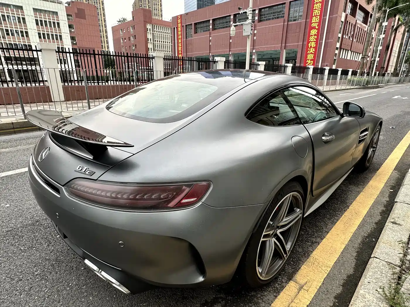 Mercedes-Benz AMG GT 2019 AMG GT C фото 2