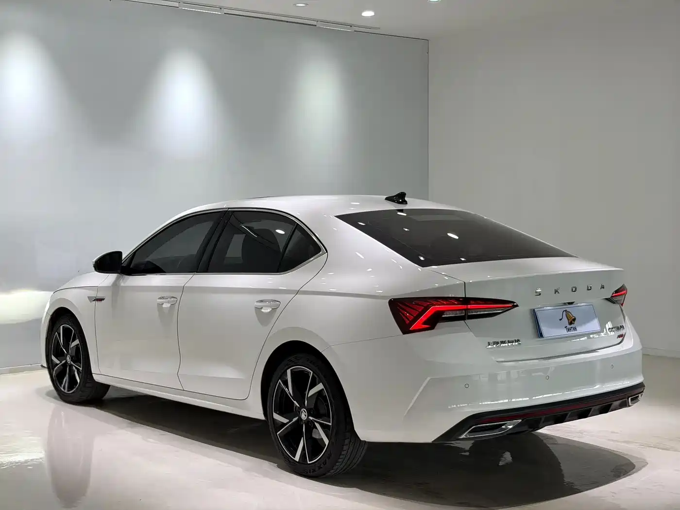 Škoda Octavia 2023 2022 PRO TSI280 Luxury Edition