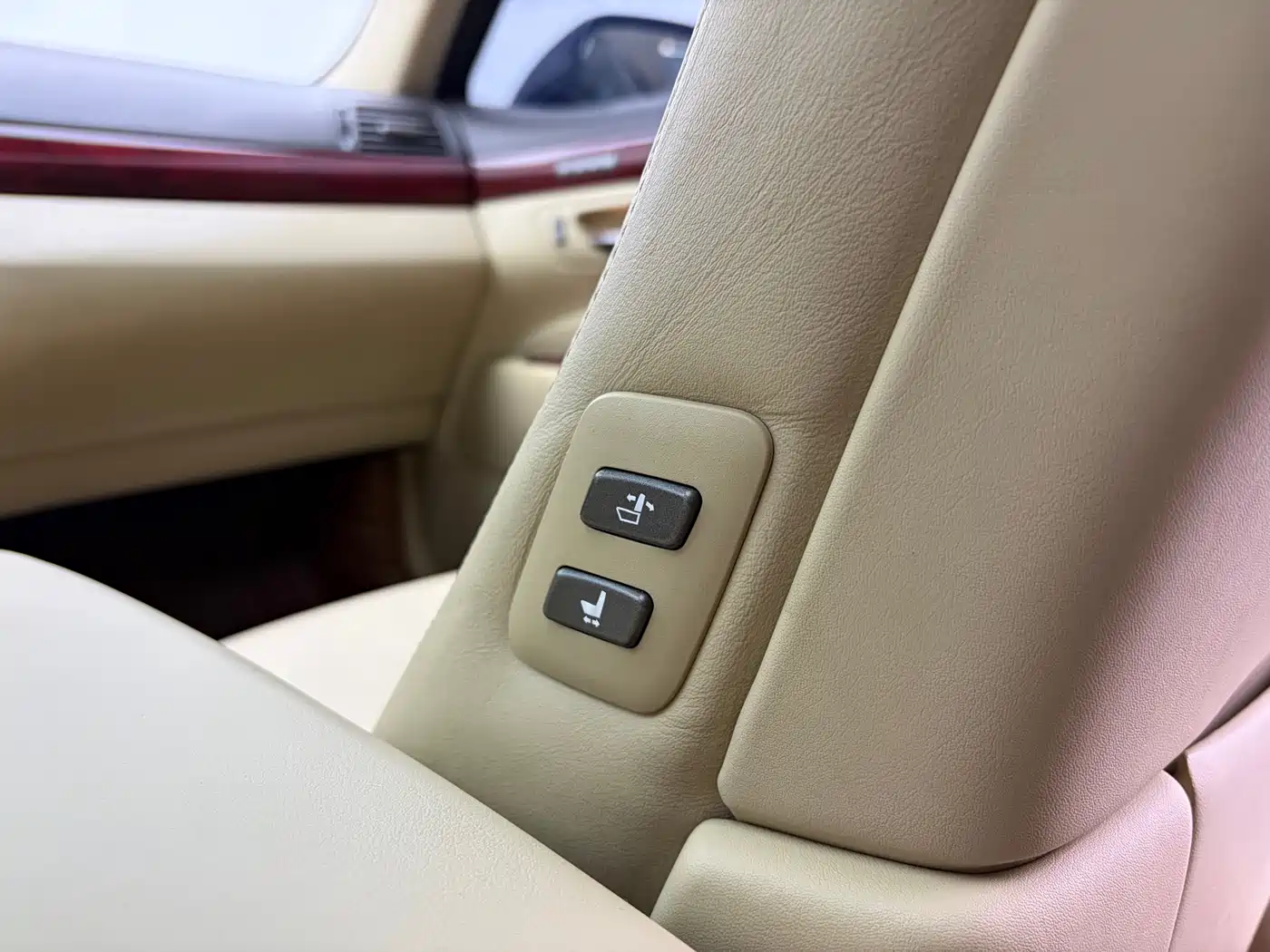 Lexus LS 2006 460L фото 15