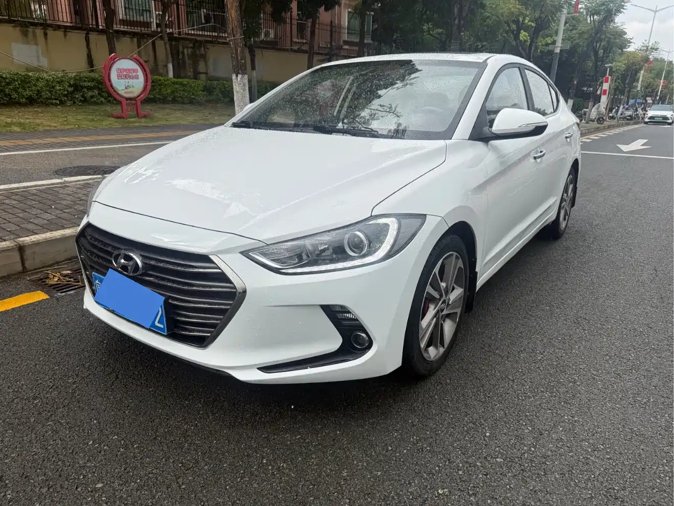 Hyundai Elantra 2016 Model 1.6L Automatic Smart Elite