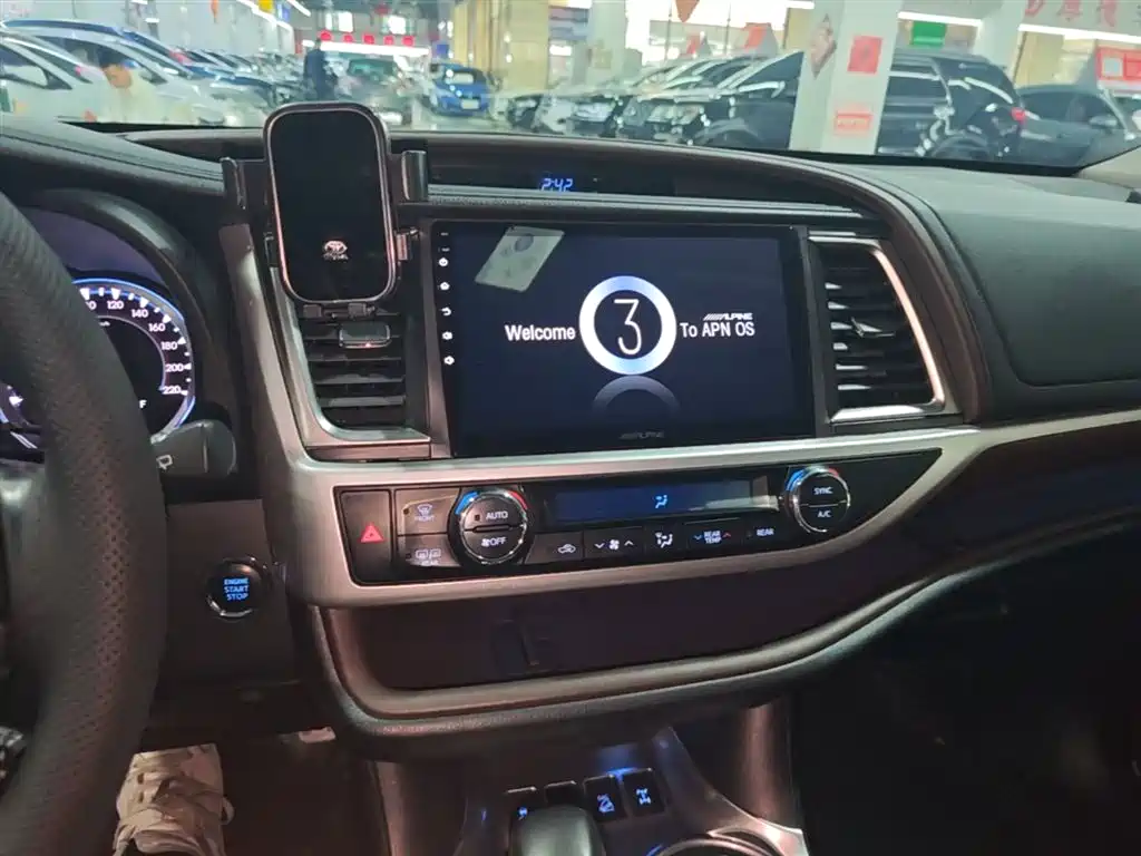 Toyota Highlander 2015 2.0T AWD Ultimate Edition 7-seater фото 13