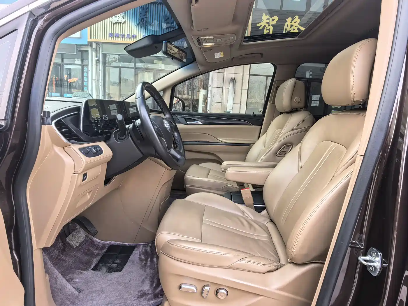 Buick GL8 2021 ES Landlord 653T Premium фото 4