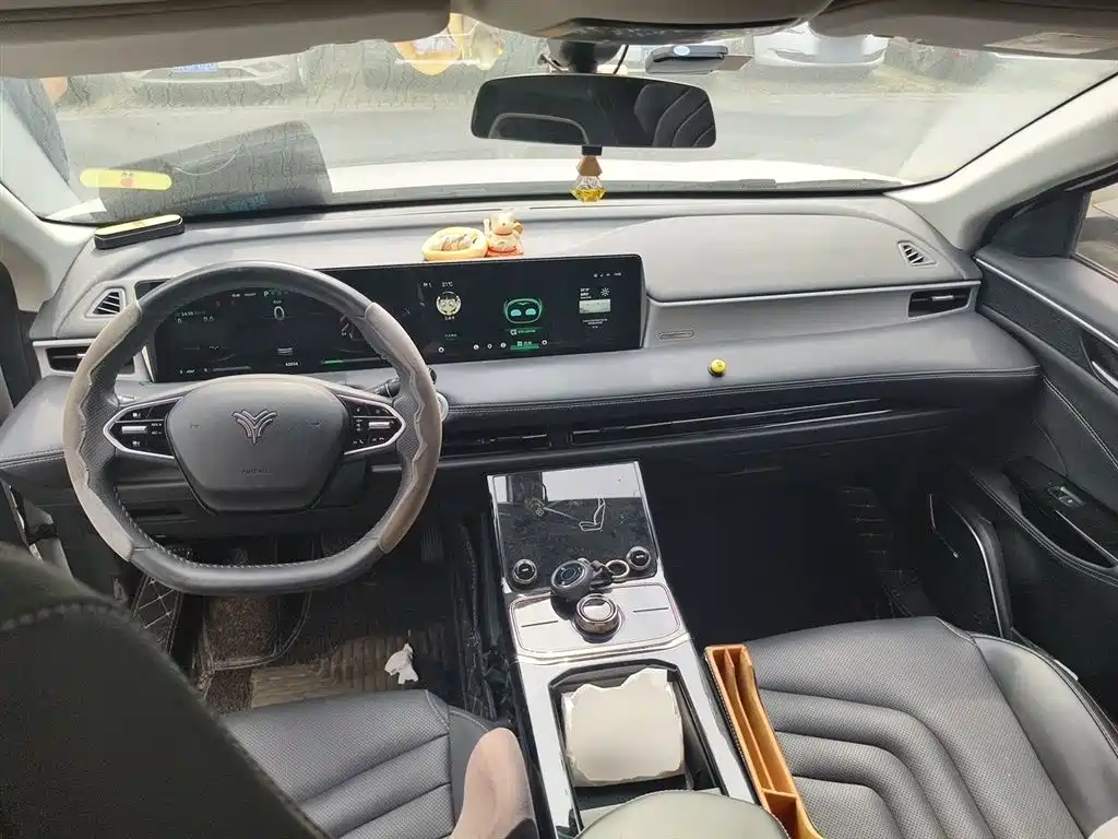 NEZHA AUTOMOBILE NEZHA U
