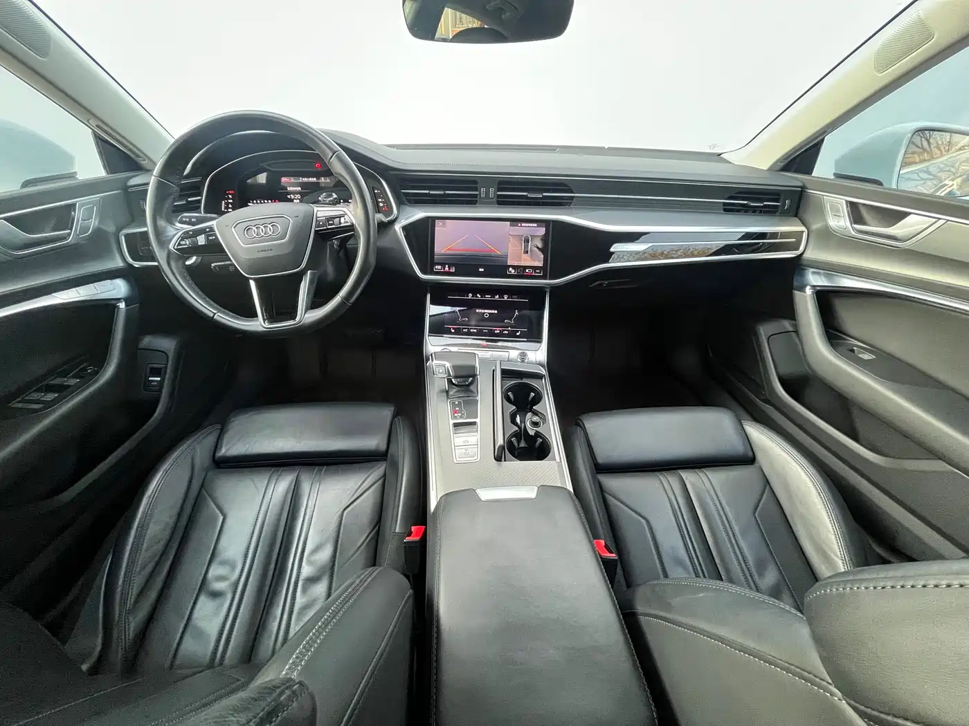 Audi A7 2023 Model 45 TFSI Premium Selection Edition фото 5