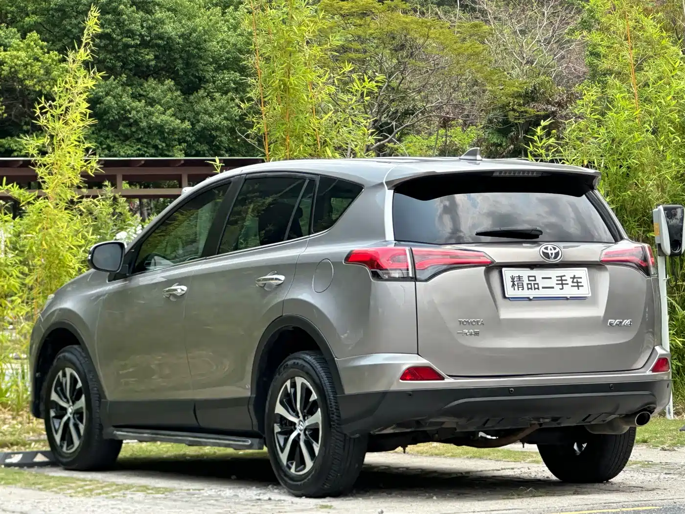 Toyota RAV4 Rongfang 2019 2.0L CVT 2WD Trend Edition China VI фото 4