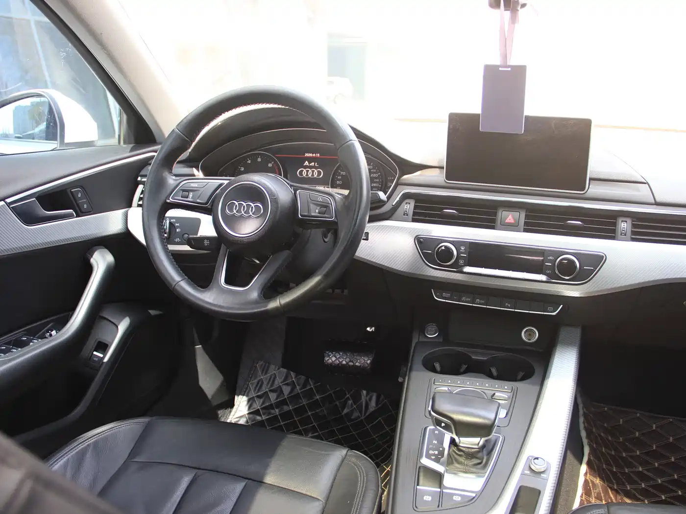 Audi A4L 2017 Plus 40 TFSI Fashion фото 14