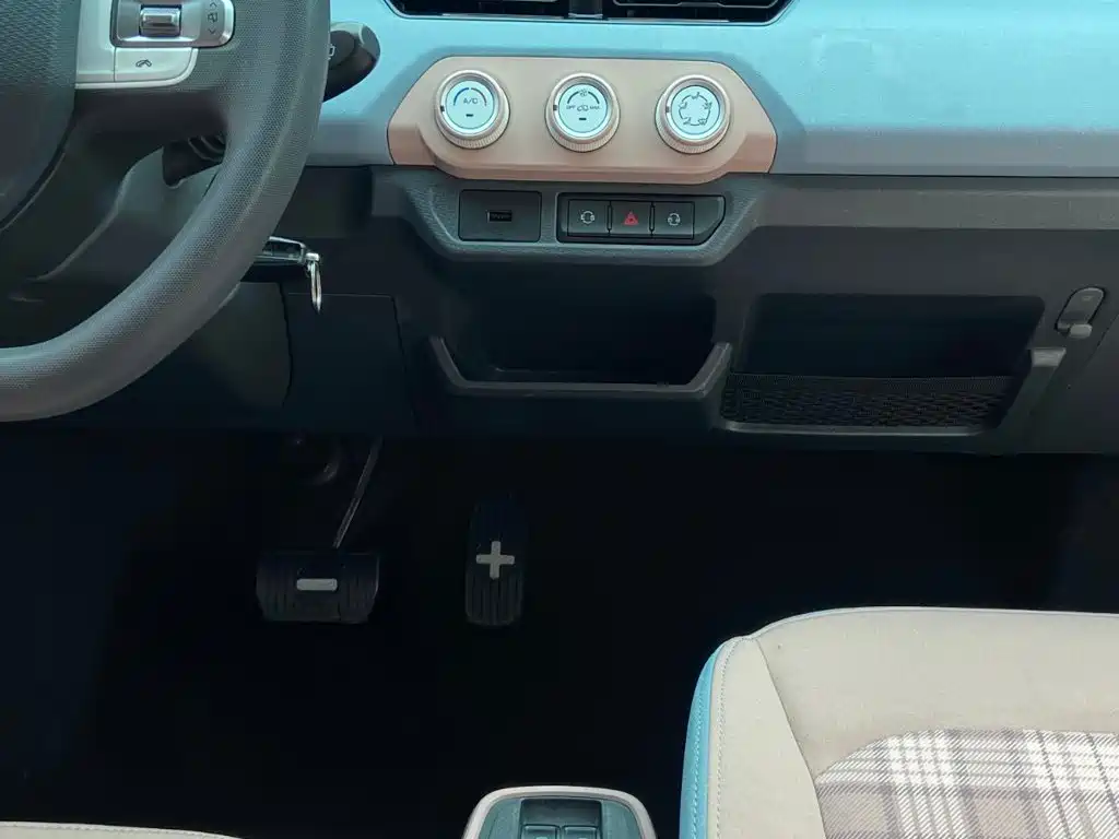 QQ New Energy QQ Ice Cream 2024 2024 Facelift 170km Sundae