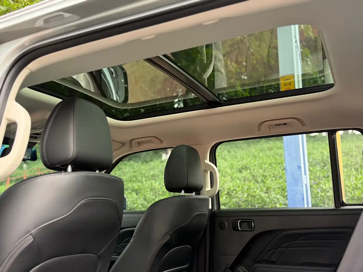 Haval Meng Long NEV 2023 Hi4 102 Explorer Edition фото 18