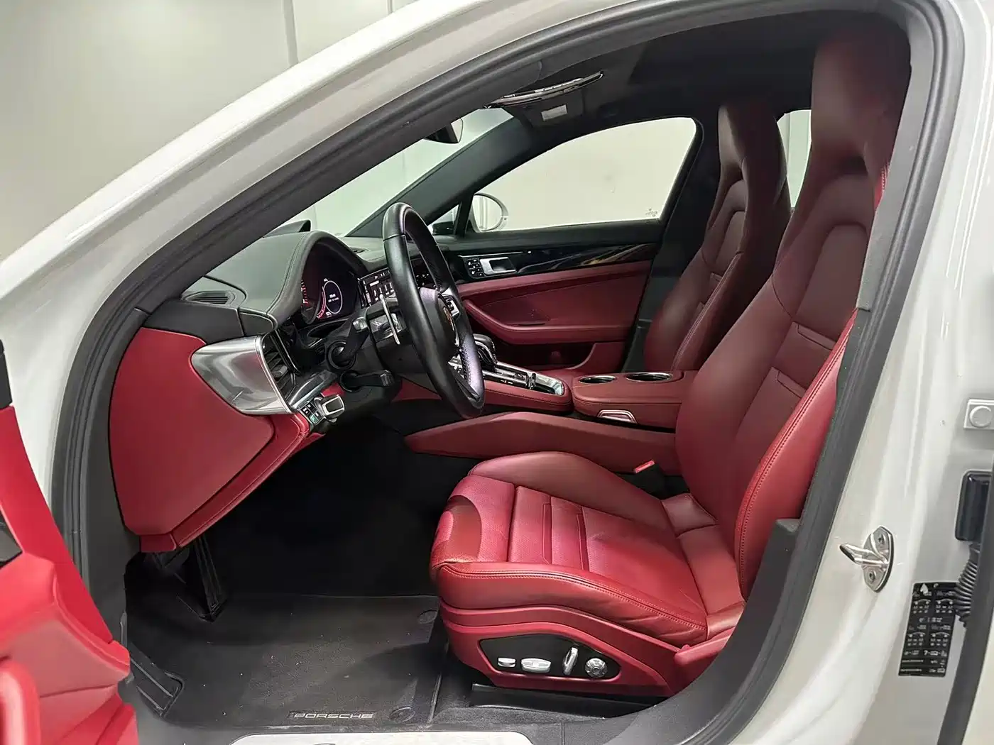 Porsche Panamera 2021 Model Panamera 2.9T фото 5