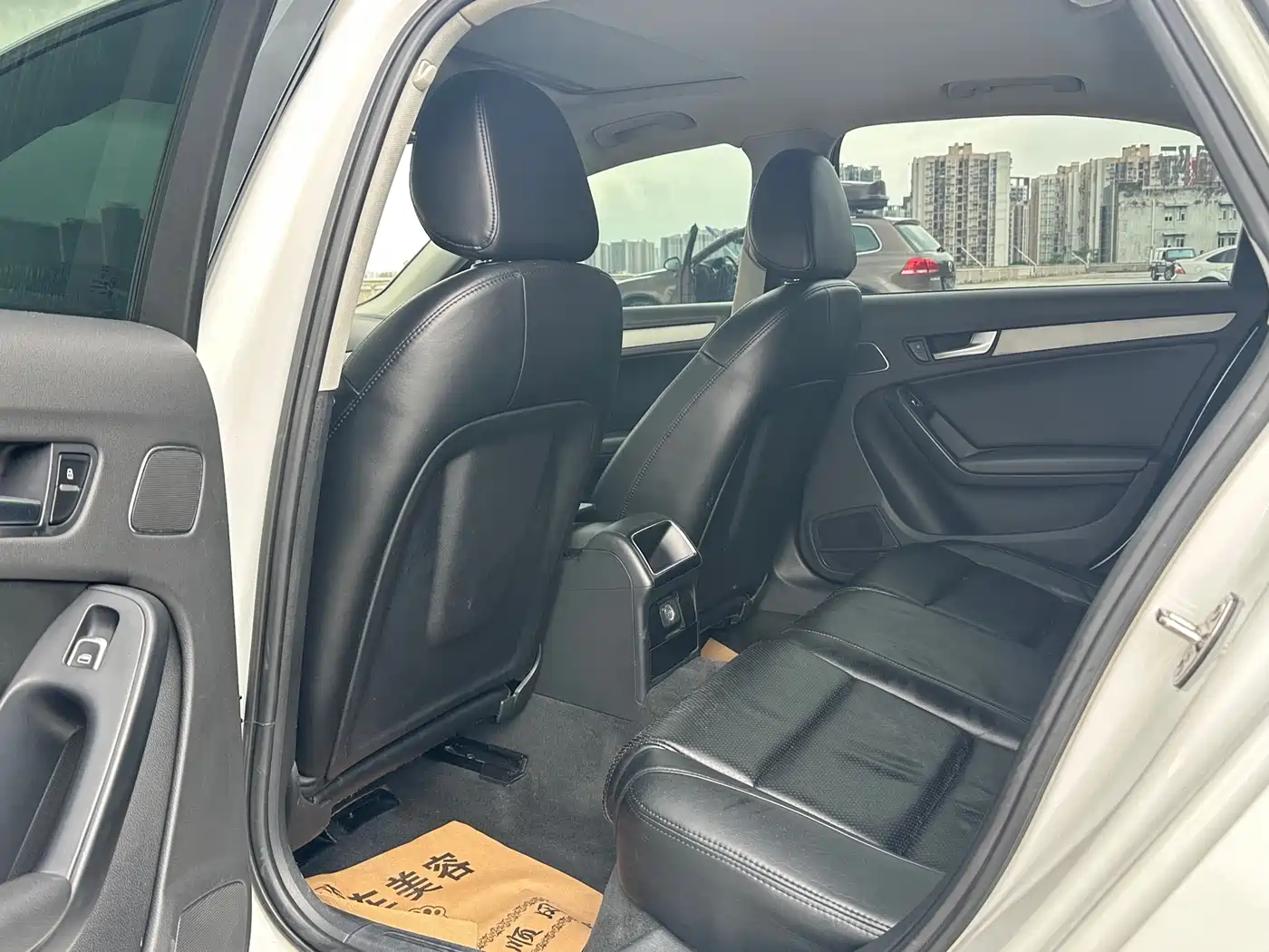 Audi A4L 2013 30 TFSI Automatic Comfort фото 10