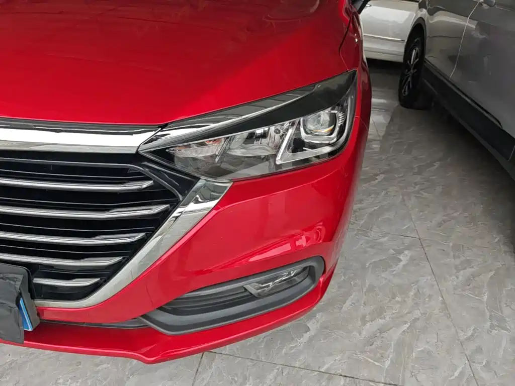 Фото 24 - BAIC Senova D50