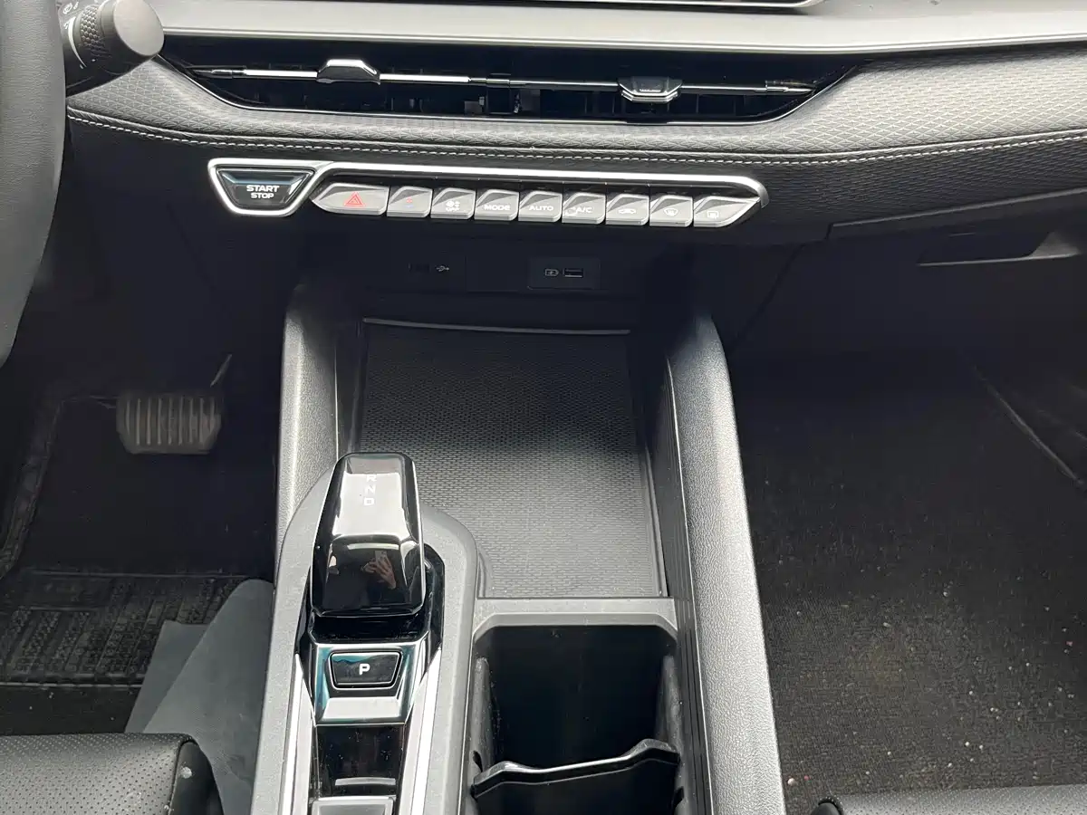 GEELY AUTOMOBILE BINRUI