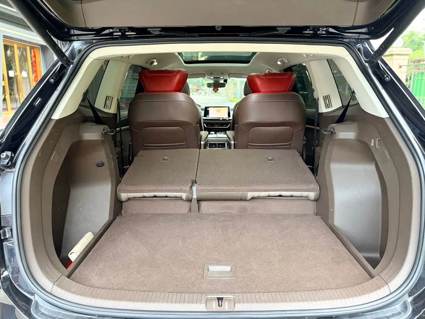 Volkswagen Viloran 2022 330TSI Luxury Edition фото 13