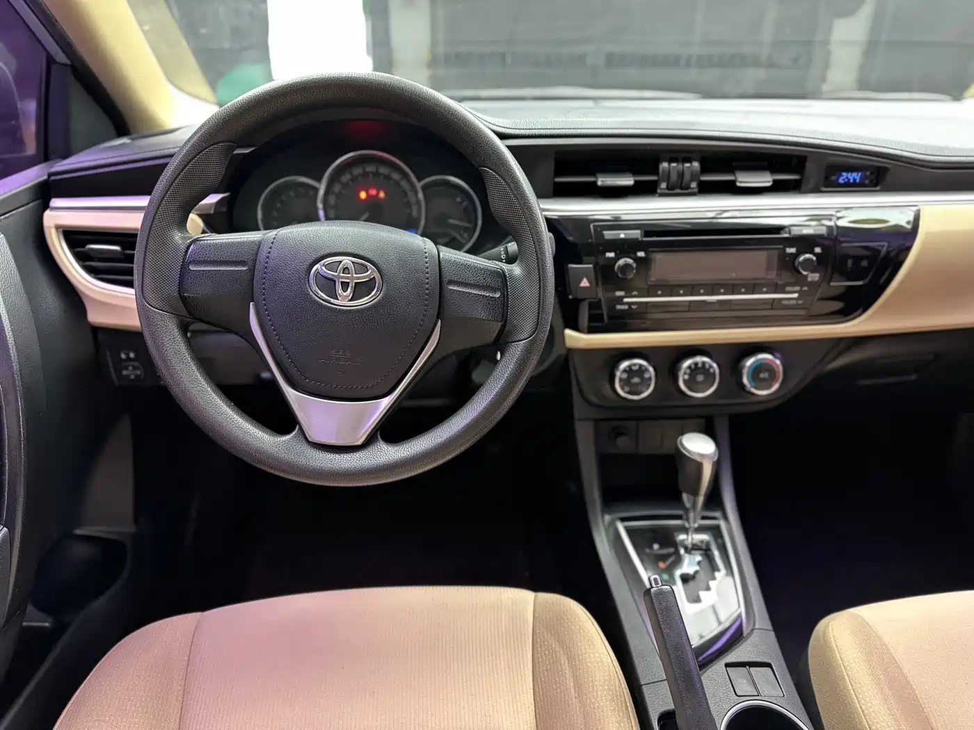 Toyota Levin 2014 1.6G CVT Elite Edition фото 7