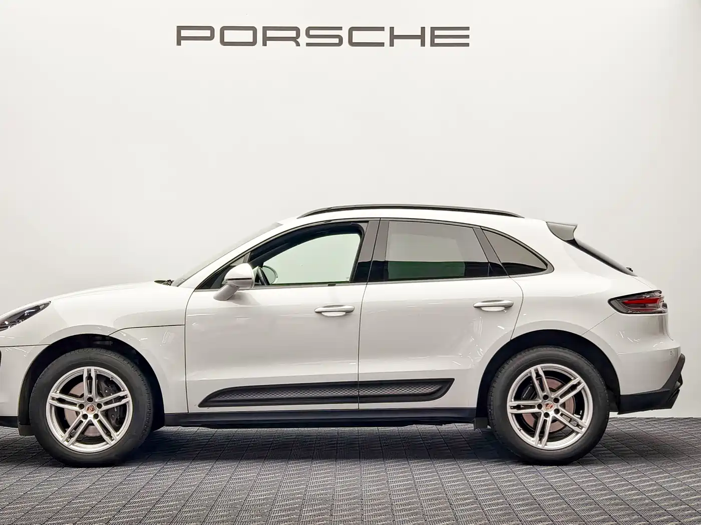 Porsche Macan 2023 Macan 2.0T фото 4