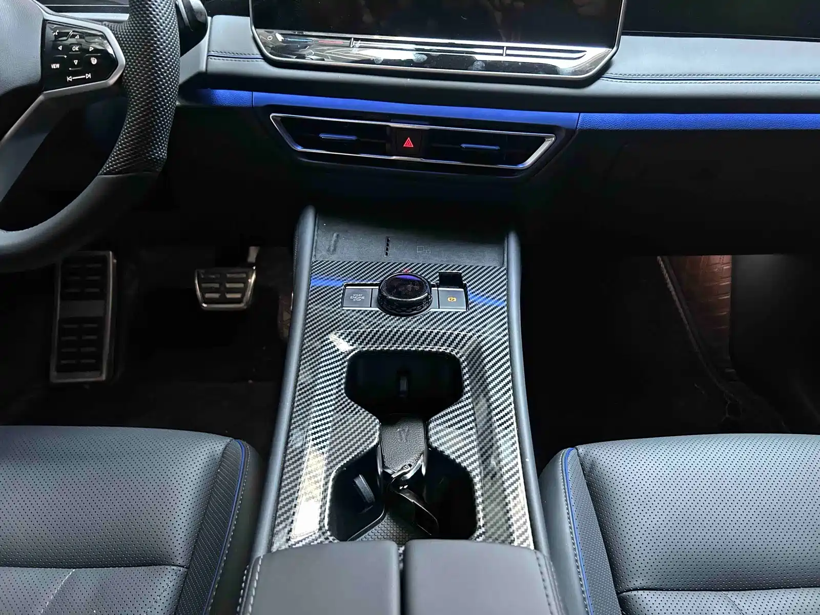 صورة 7 - Volkswagen Tiguan L