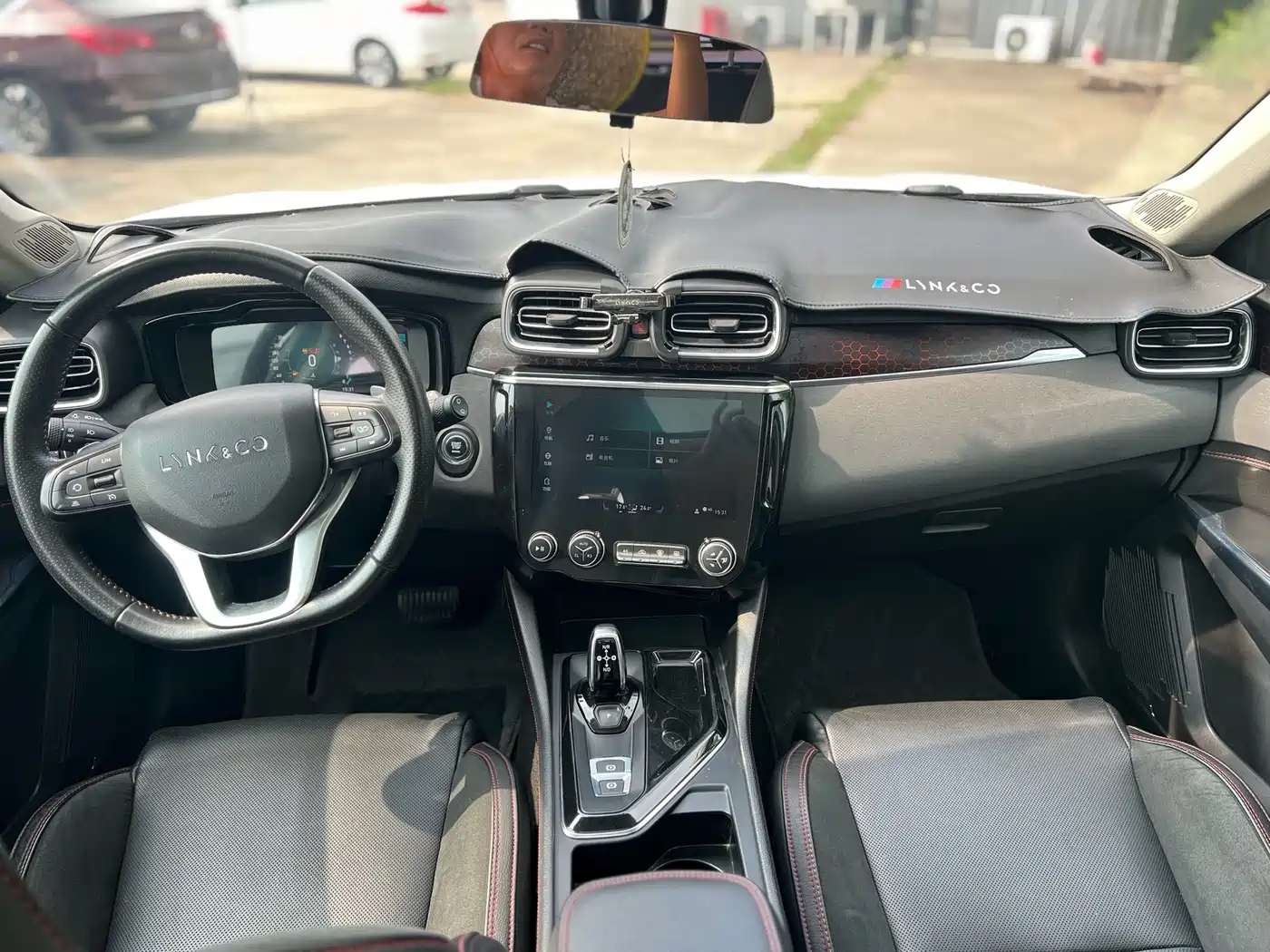 Lynk & Co 02 2019 2018 1.5T DCT 2WD Shine Edition China V