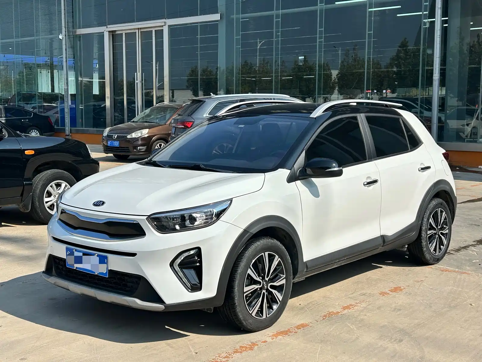 Фото 1 - Kia KX1
