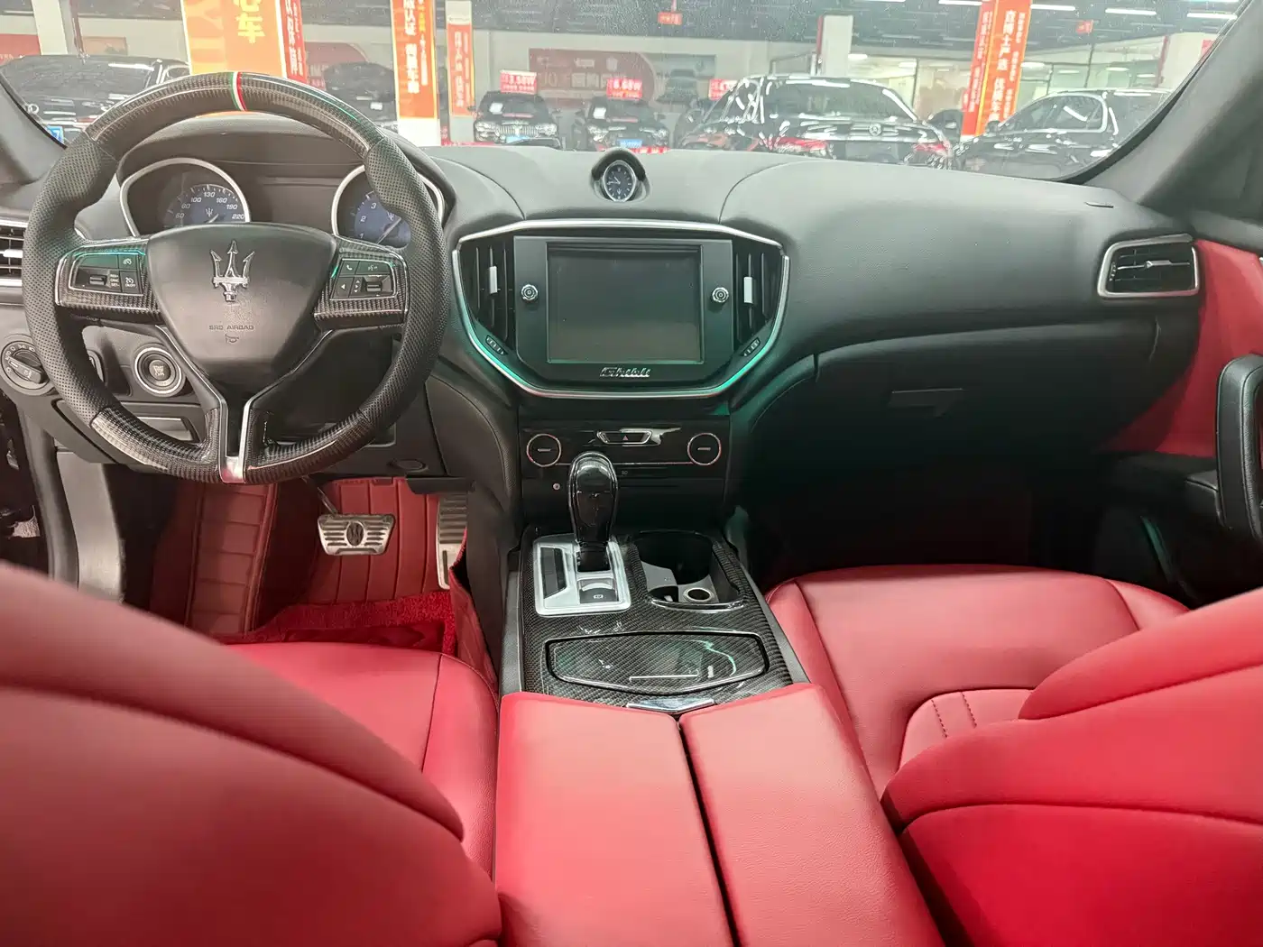 Фото 6 - Maserati Ghibli