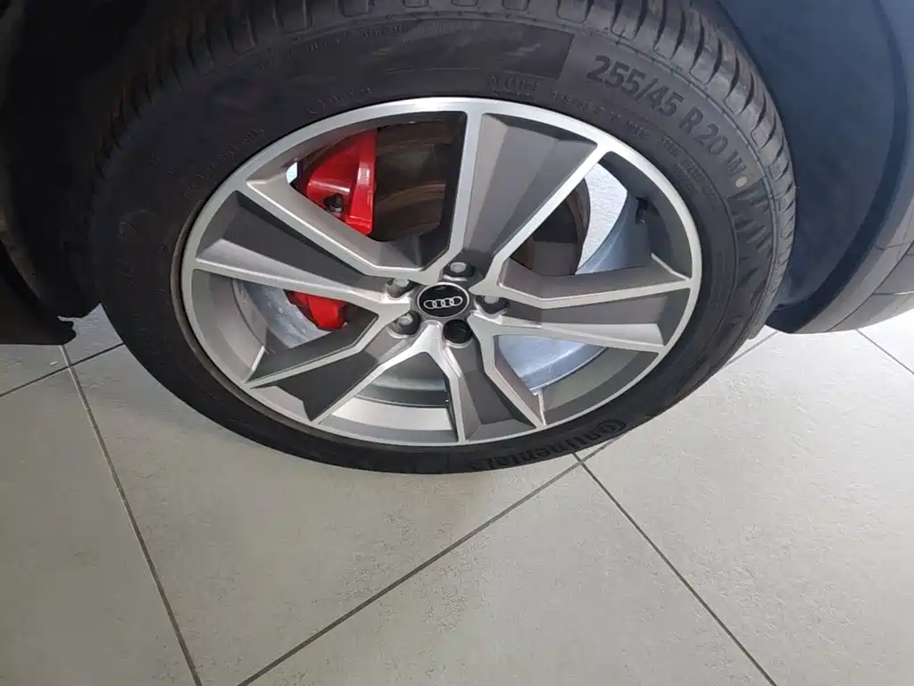 Audi Q5L Sportback 2023 2023 40 TFSI Luxury Style