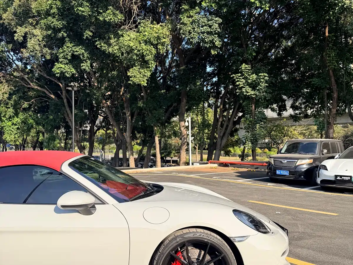 Porsche 718 2018 Boxster 2.0T фото 5