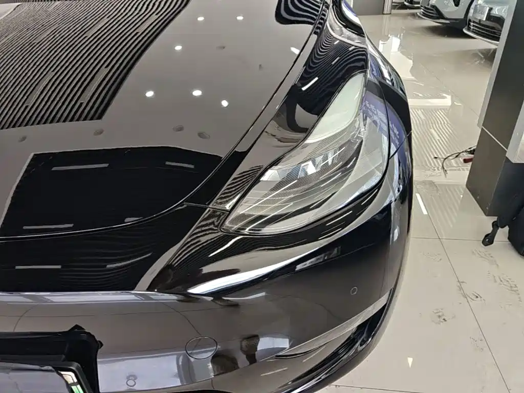 Фото 24 - Tesla Model Y
