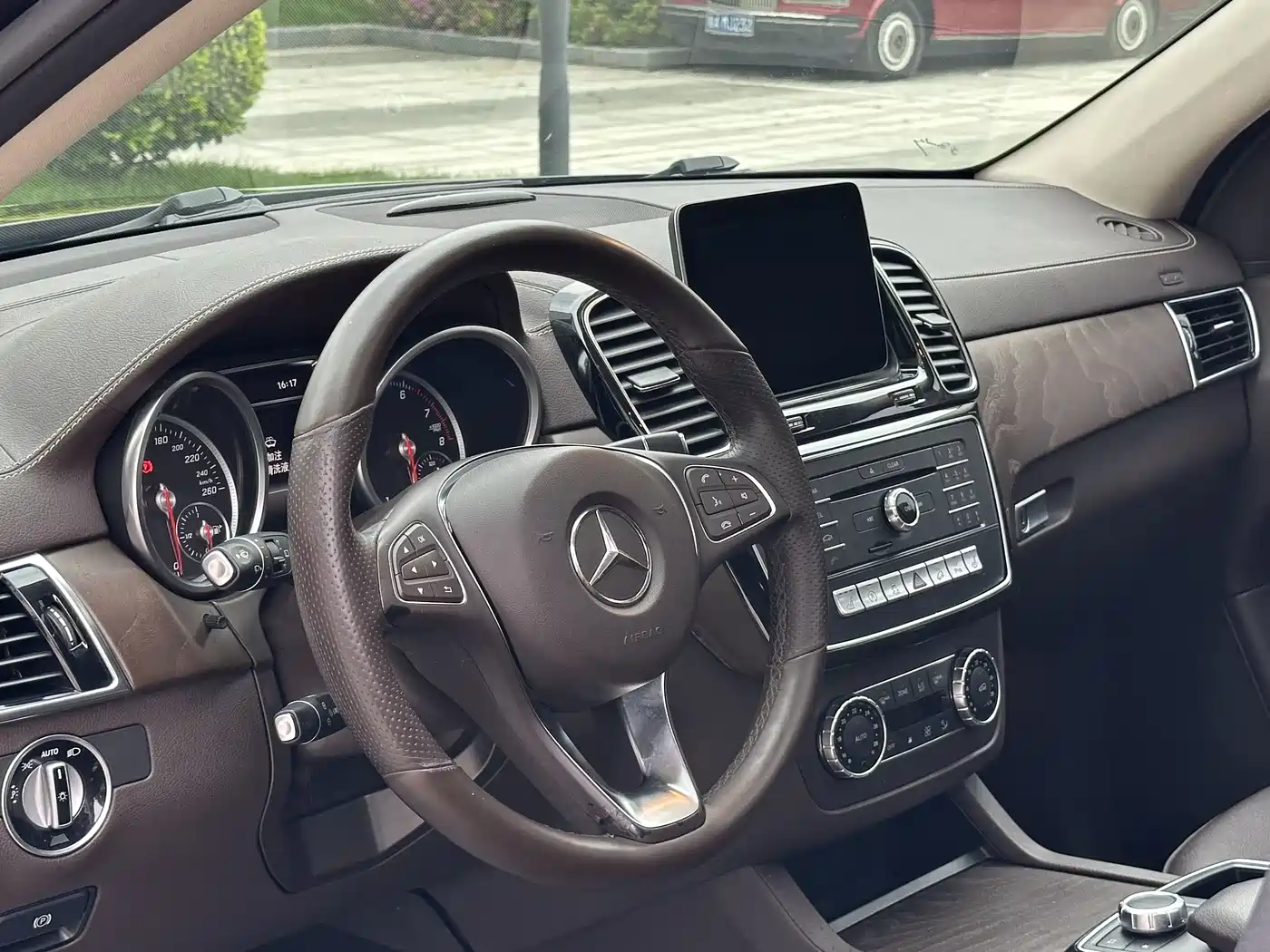 Mercedes-Benz GLE 2017 GLE 320 4MATIC Dynamic фото 14