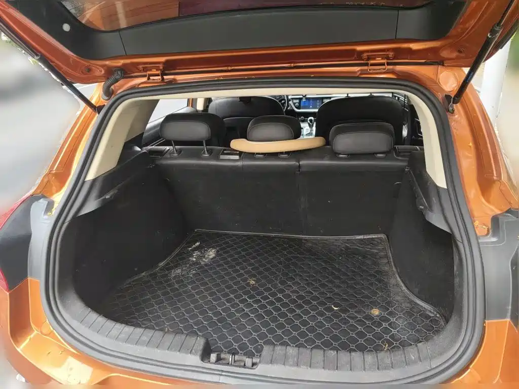 Geely Emgrand GS 2016 2016 Elegant Edition 1.3T Automatic Premium Type