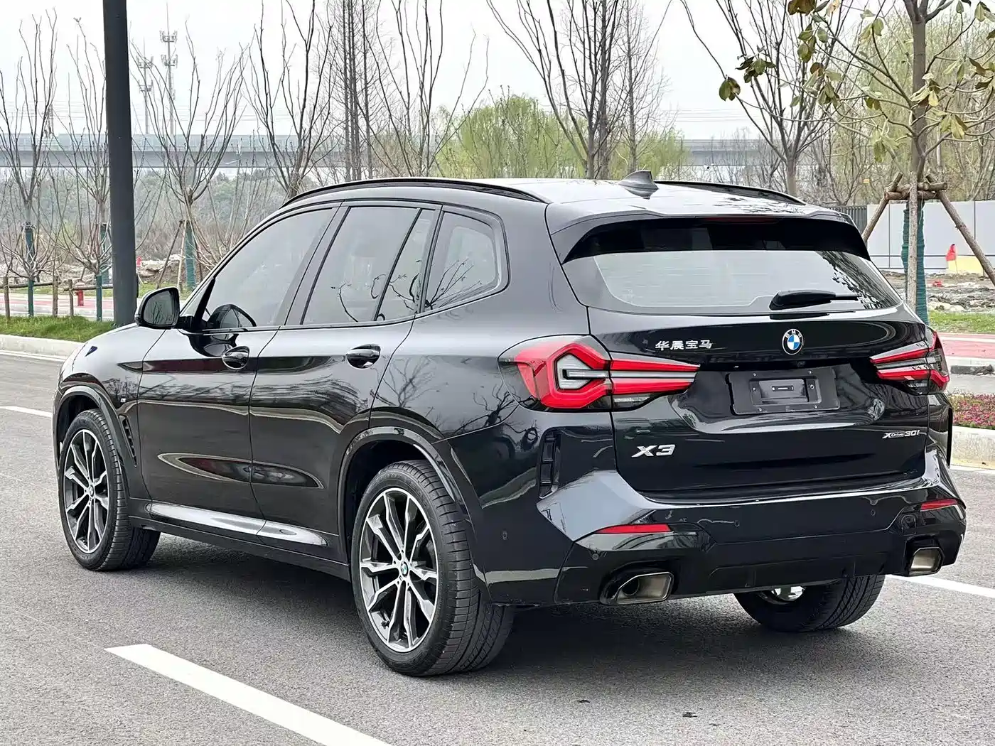 BMW X3 2023 xDrive30i Leading M Night Package фото 4