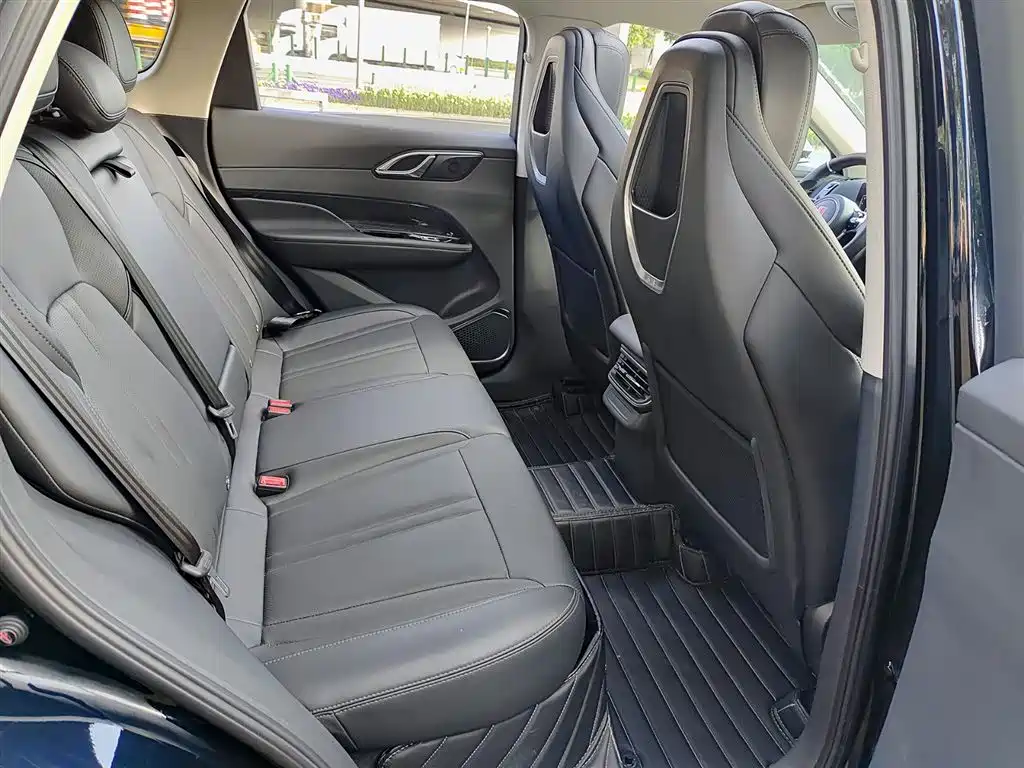 Hongqi HS3 2025 1.5T Aspiration Edition фото 11
