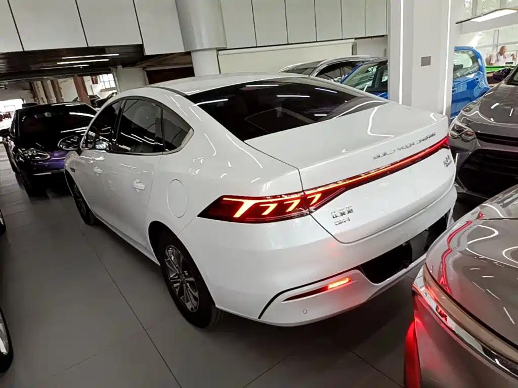 BYD Qin PLUS 2021 2021 DM-i 55KM Premium