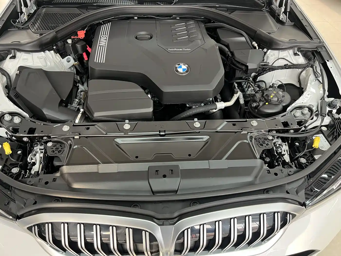 BMW 3 Series 2024 320Li M Sport Package фото 27