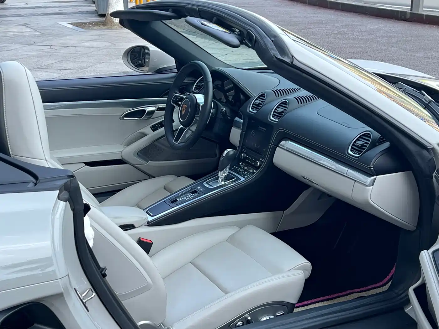 Porsche 718 2022 Boxster 2.0T фото 8