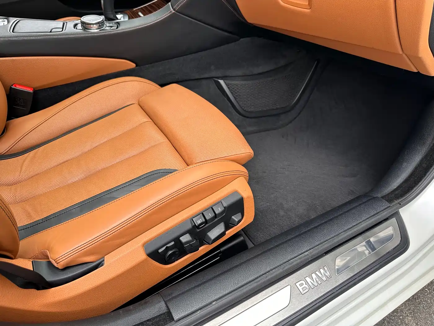 BMW 6 Series 2016 640i Gran Coupe фото 16