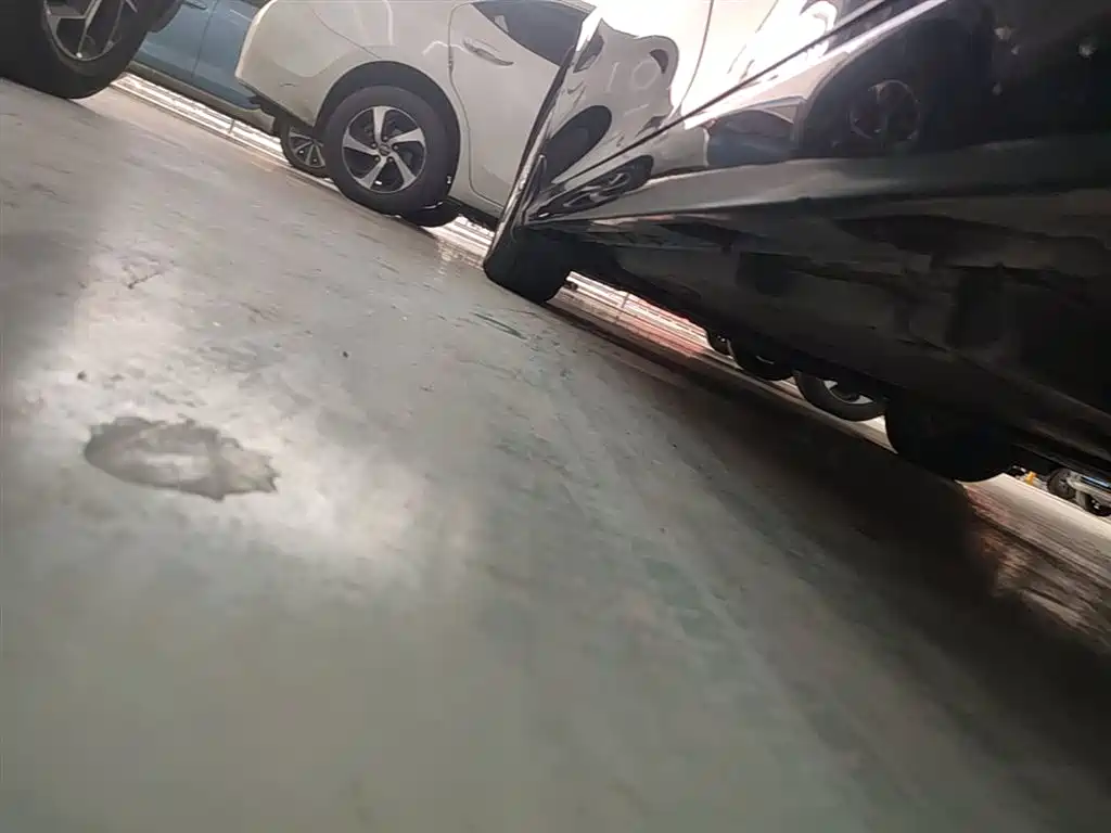 Toyota Camry 2021 2.0G Luxury Edition фото 22