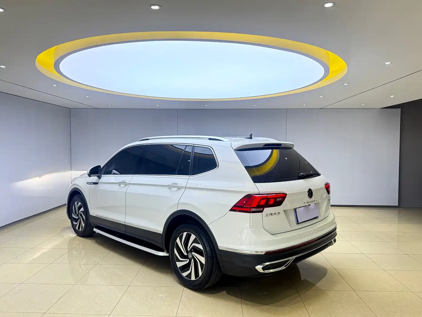 Volkswagen Tiguan L 2023 280TSI 2WD Trend Limited Edition фото 4