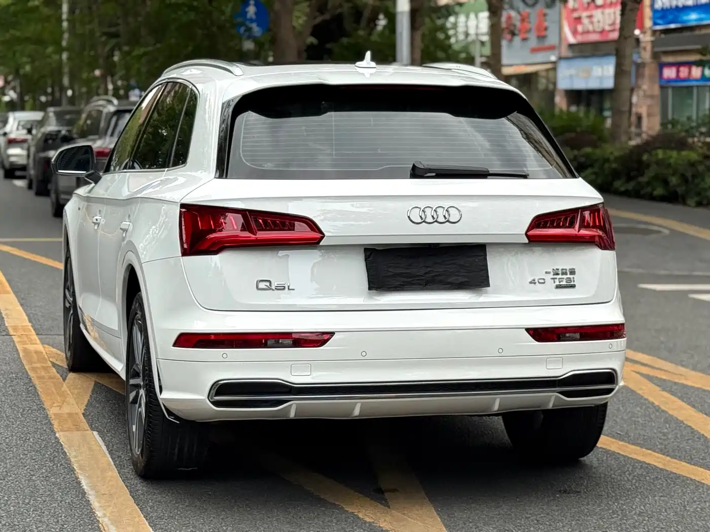 Audi Q5L 2020 Facelift 40 TFSI Honor Fashion фото 19