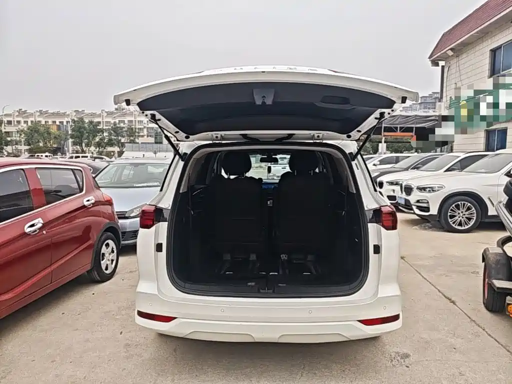 Photo 19 - Wuling Motors Wuling Victory