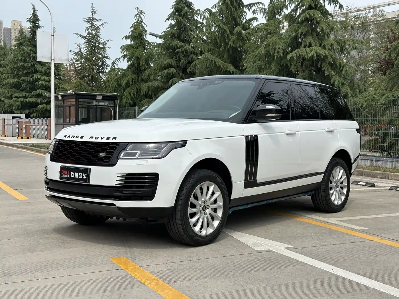 LAND ROVER RANGE ROVER