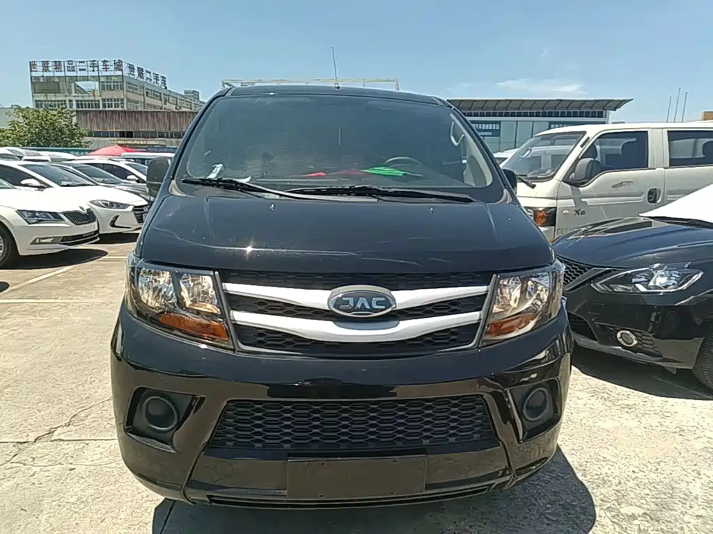 JAC Refine M3 2023 2023 PLUS 1.5T Classic 5/7-seater